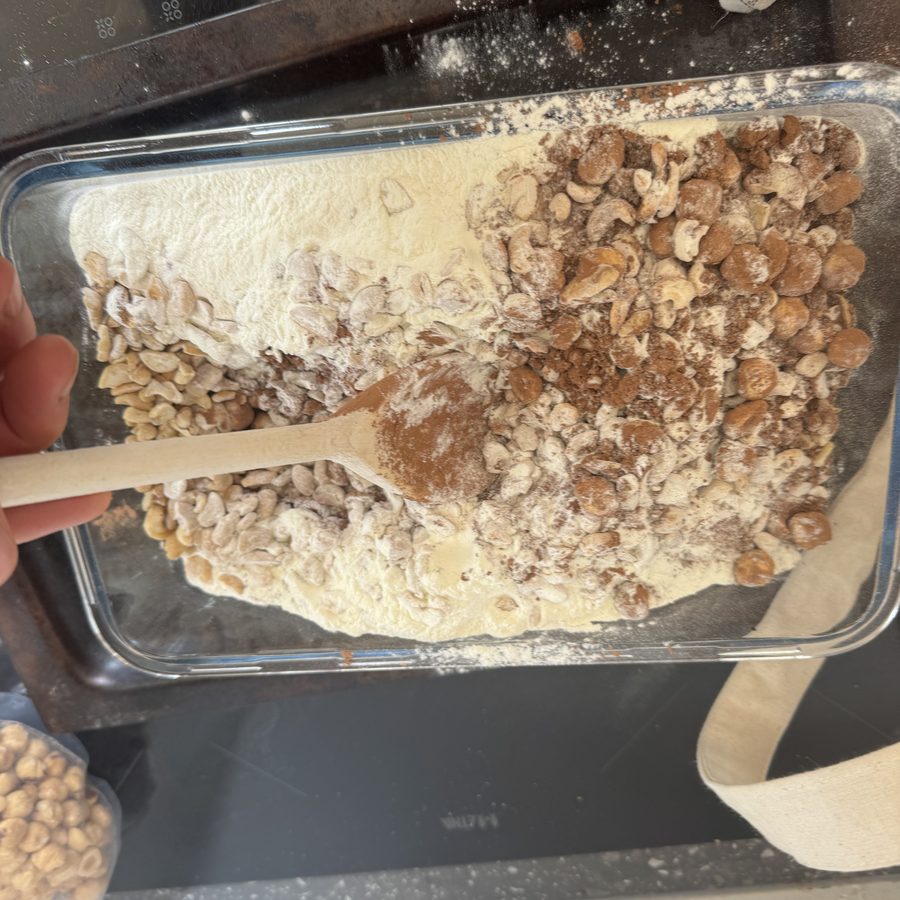 Ingrediënten: noten, cacao en poeder